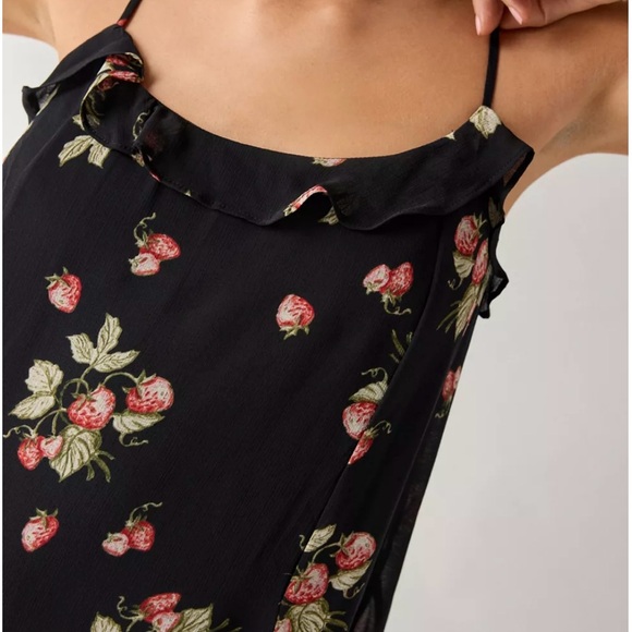 Urban Outfitters Black Floral Mini Dress - Picture 2 of 3